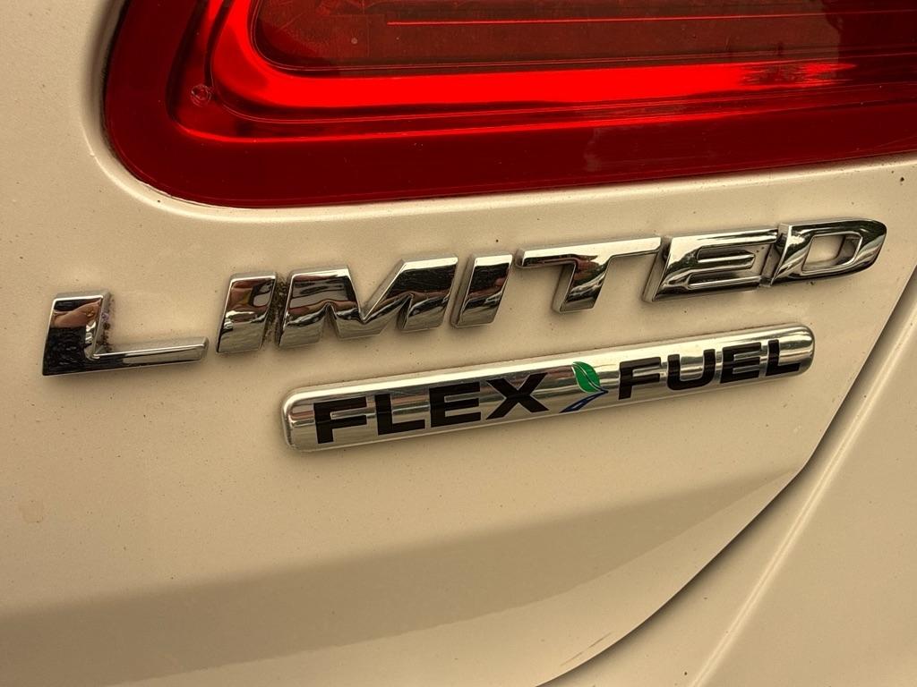 Ford Taurus Limited 4D Sedan 2014
