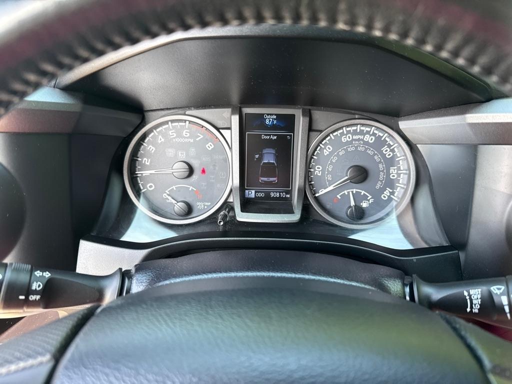 Toyota Tacoma TRD Off Road Double Cab 5' Bed V6 4x4 AT (Natl) 2016