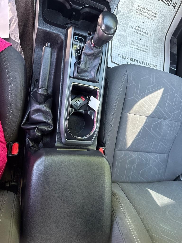Toyota Tacoma TRD Off Road Double Cab 5' Bed V6 4x4 AT (Natl) 2016