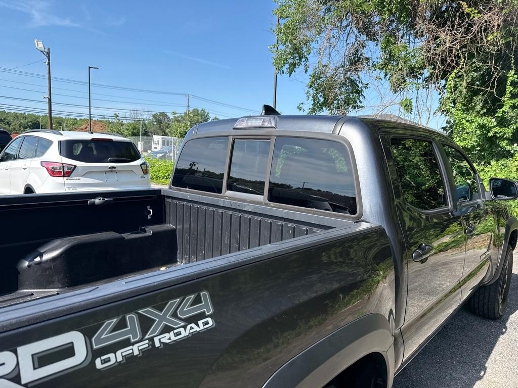 Toyota Tacoma TRD Off Road Double Cab 5' Bed V6 4x4 AT (Natl) 2016