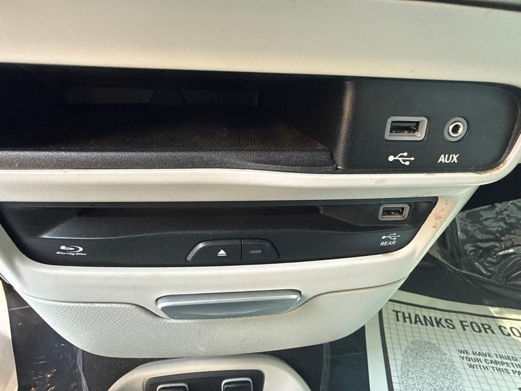 Chrysler Pacifica Touring-L Plus 2017