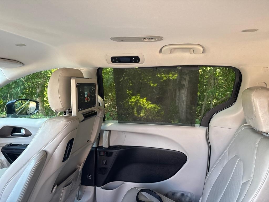 Chrysler Pacifica Touring-L Plus 2017