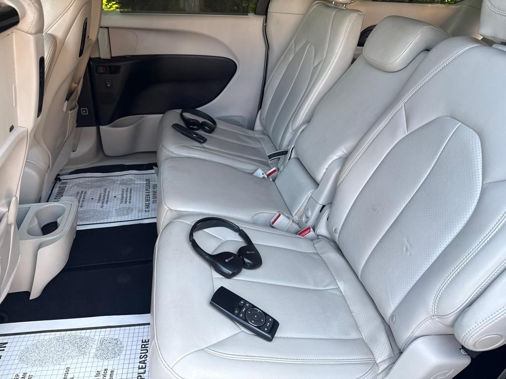 Chrysler Pacifica Touring-L Plus 2017