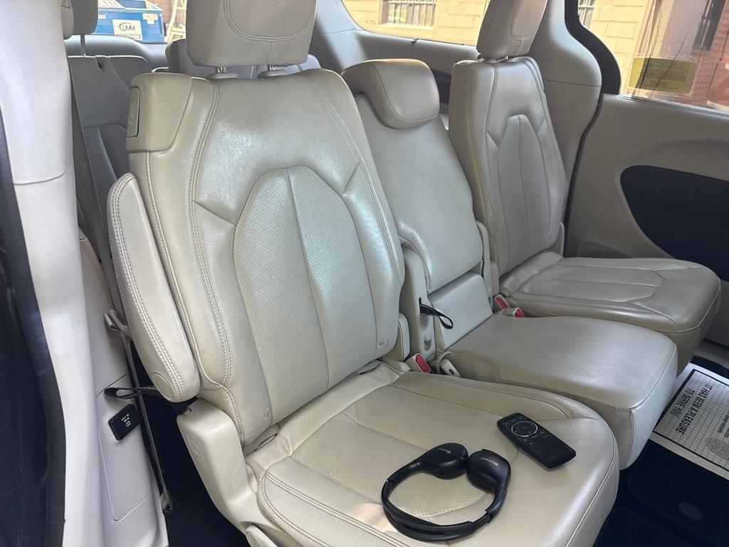 Chrysler Pacifica Touring-L Plus 2017