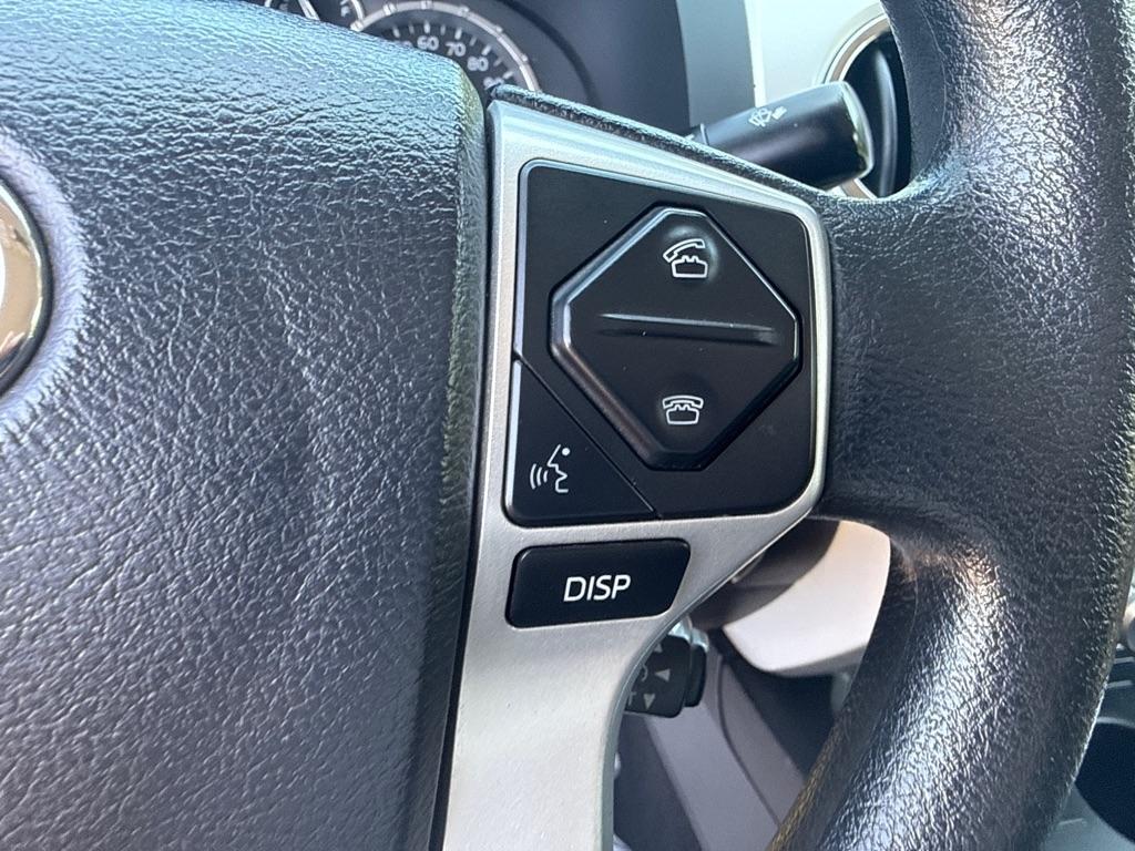 Toyota Tundra SR5 5.7L V8 Double Cab 4WD 2016