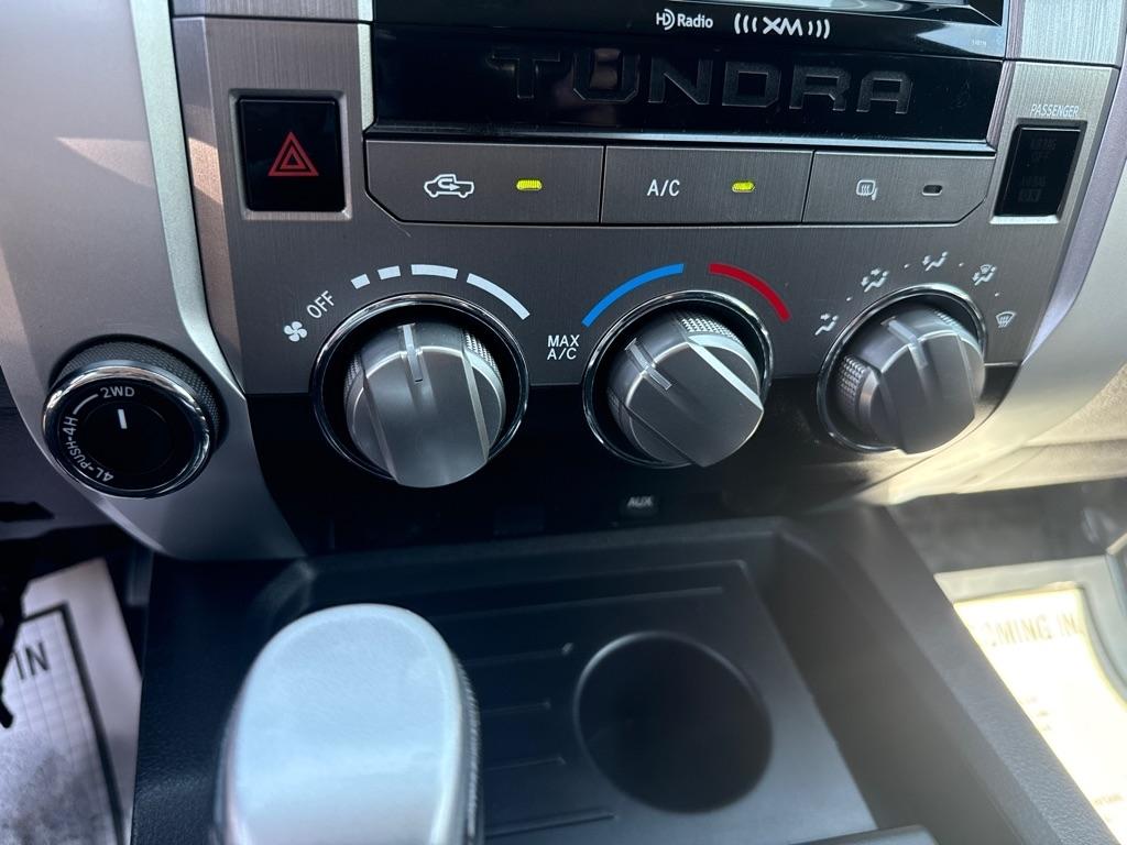 Toyota Tundra SR5 5.7L V8 Double Cab 4WD 2016