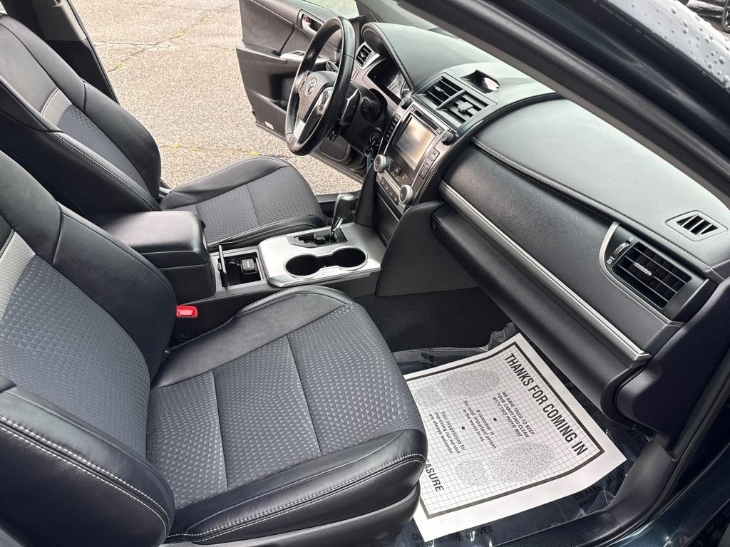 Toyota Camry SE - 2014.5 4D Sedan 2014