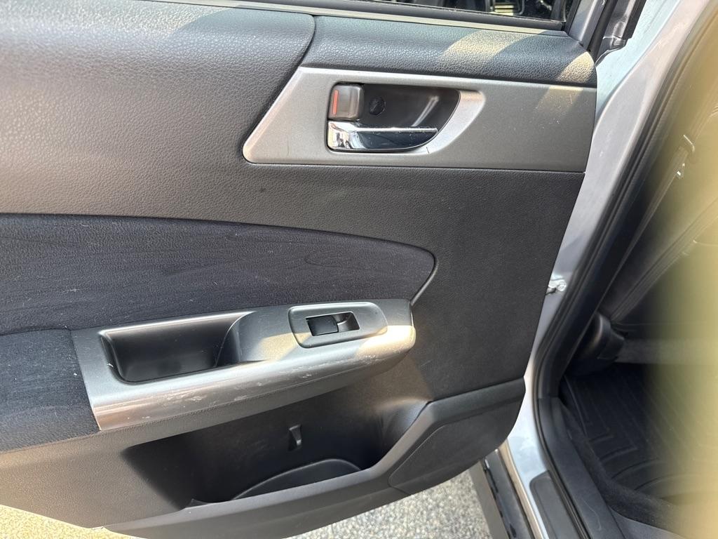 Subaru Forester 2.5X Limited AWP 2012