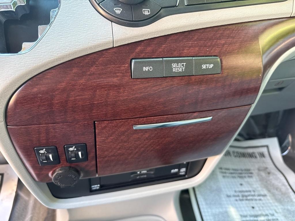 Toyota Sienna Limited Premium FWD 7-Passenger V6 2014
