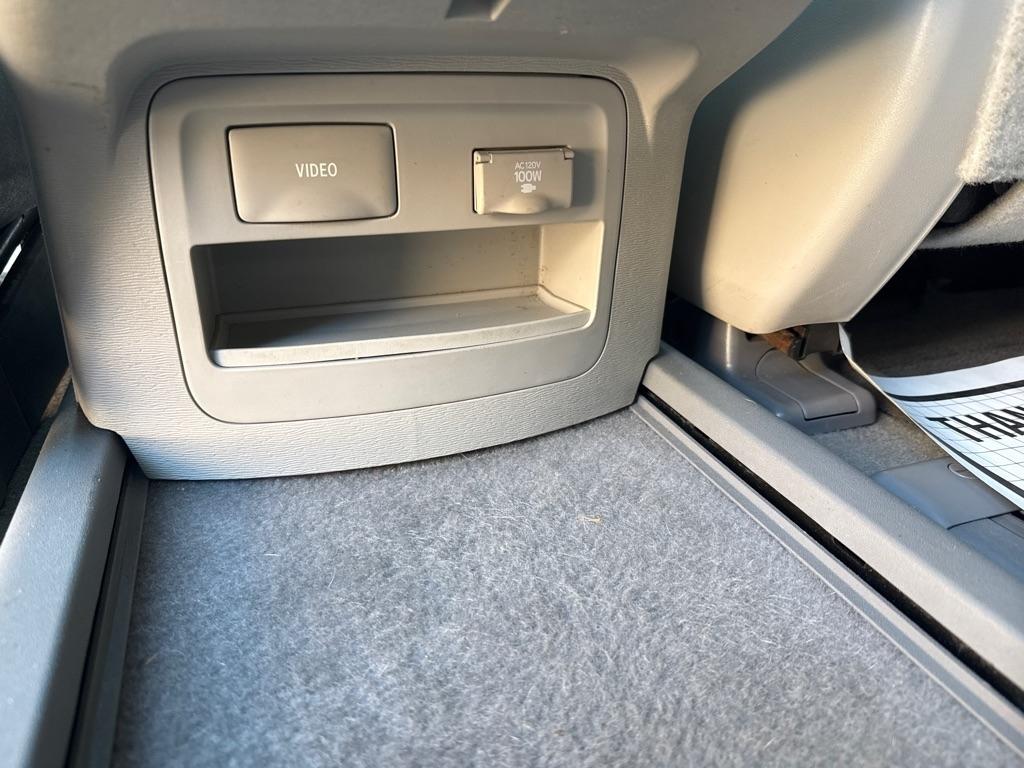 Toyota Sienna Limited Premium FWD 7-Passenger V6 2014