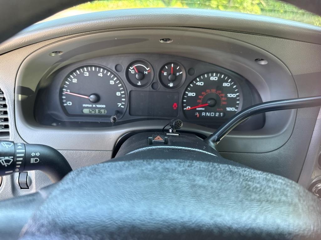 Ford Ranger XLT SuperCab 4-Door 4WD 2011