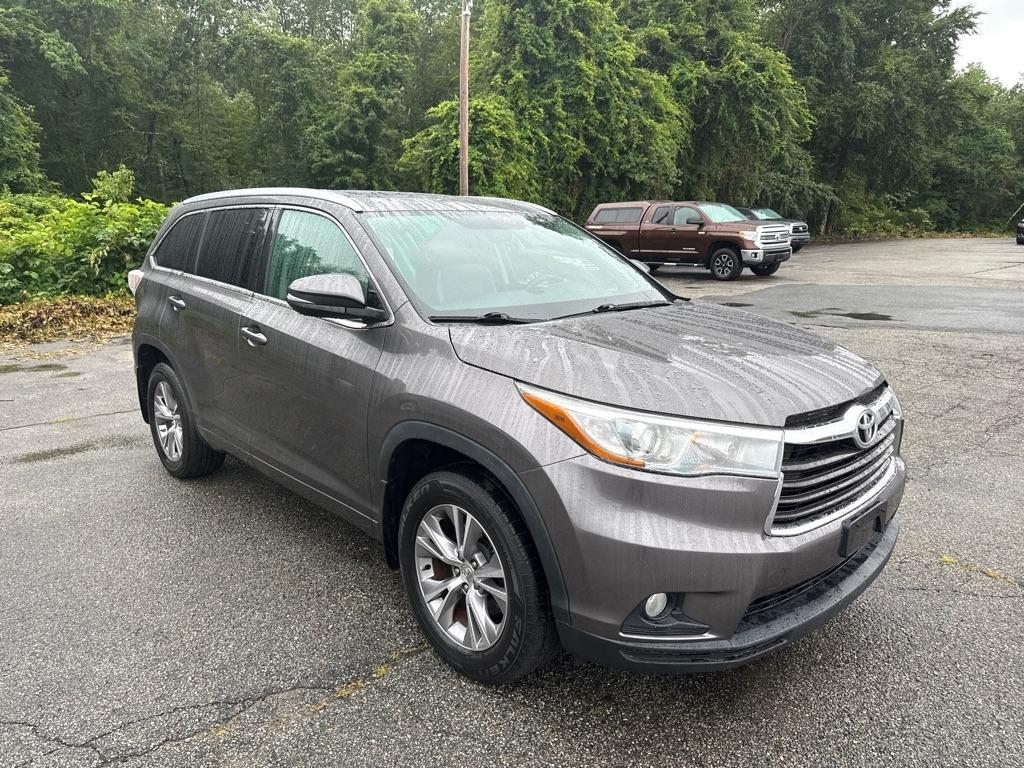 Toyota Highlander XLE AWD V6 2015