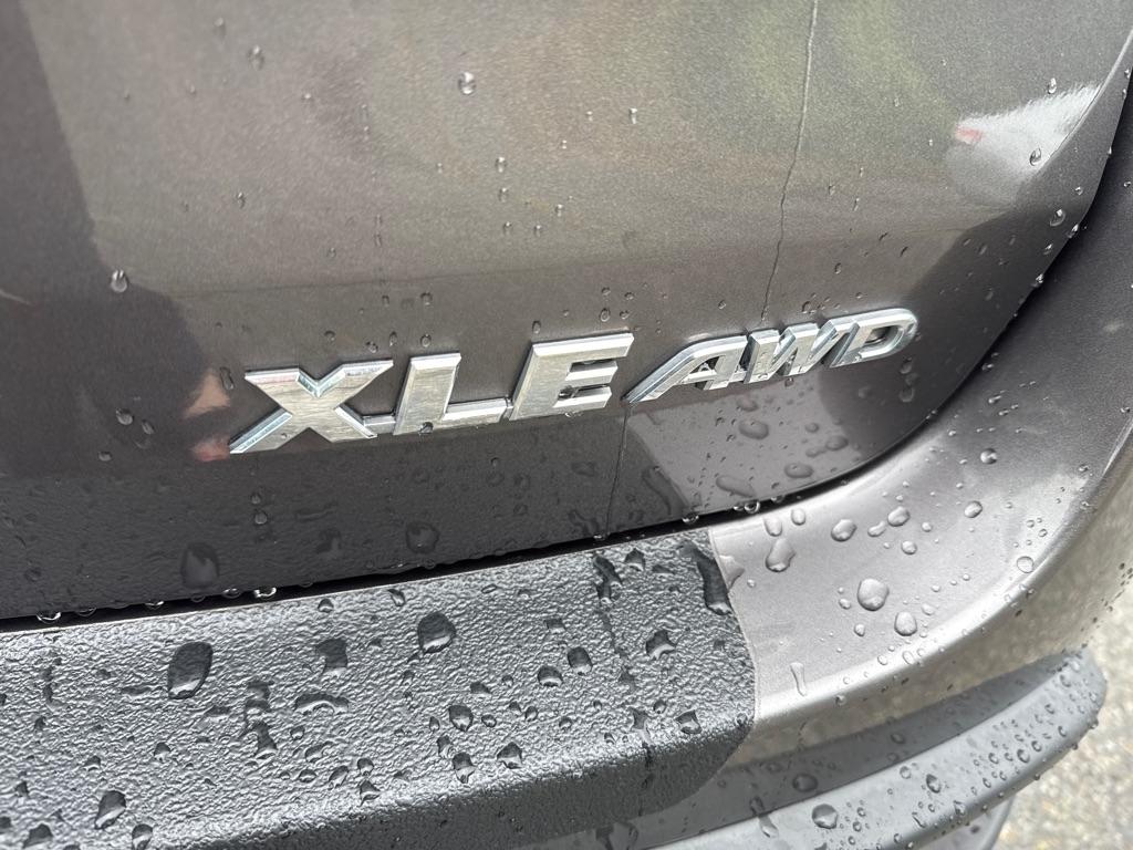 Toyota Highlander XLE AWD V6 2015
