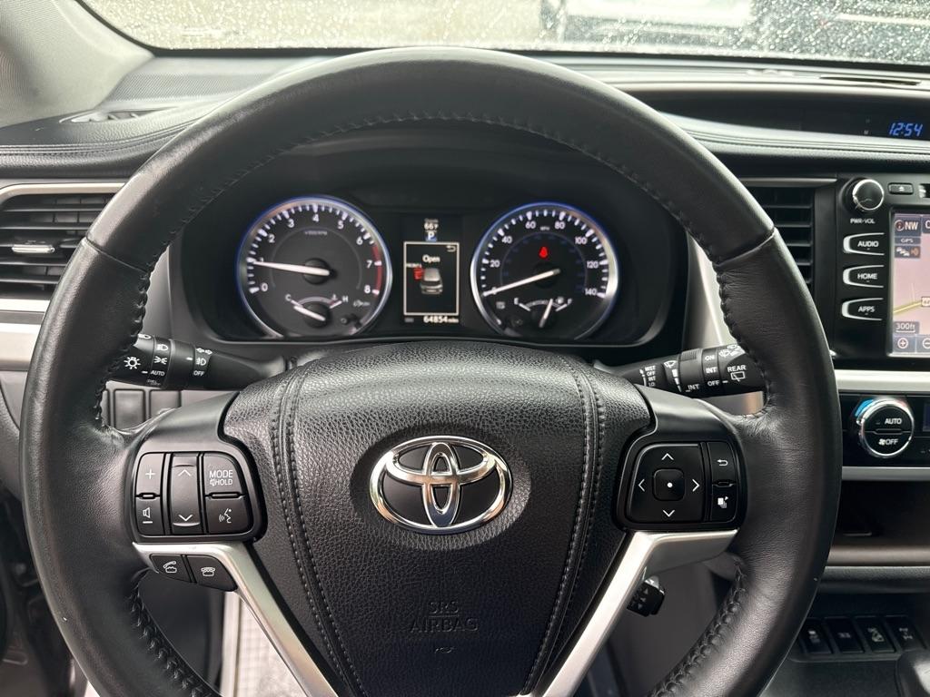 Toyota Highlander XLE AWD V6 2015