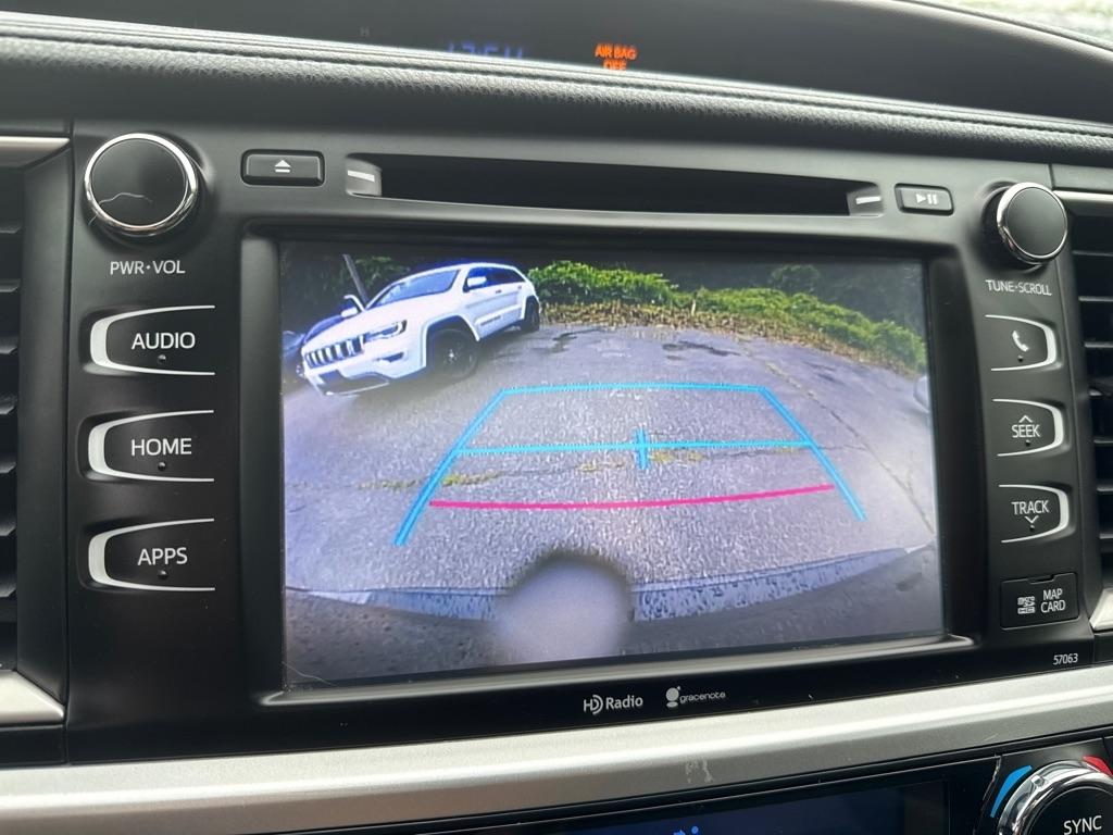Toyota Highlander XLE AWD V6 2015