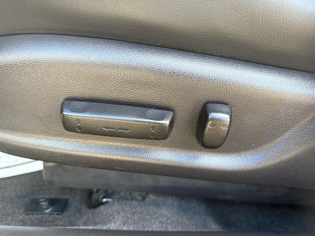 Acura TSX 5-speed AT 2012