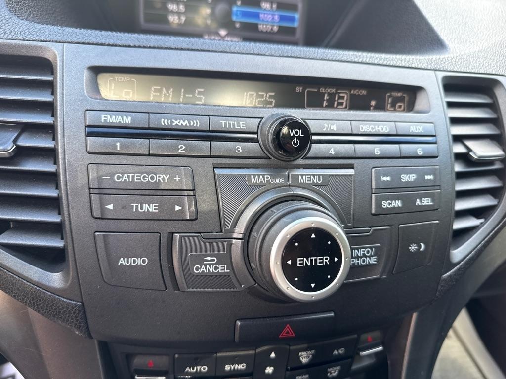 Acura TSX 5-speed AT 2012