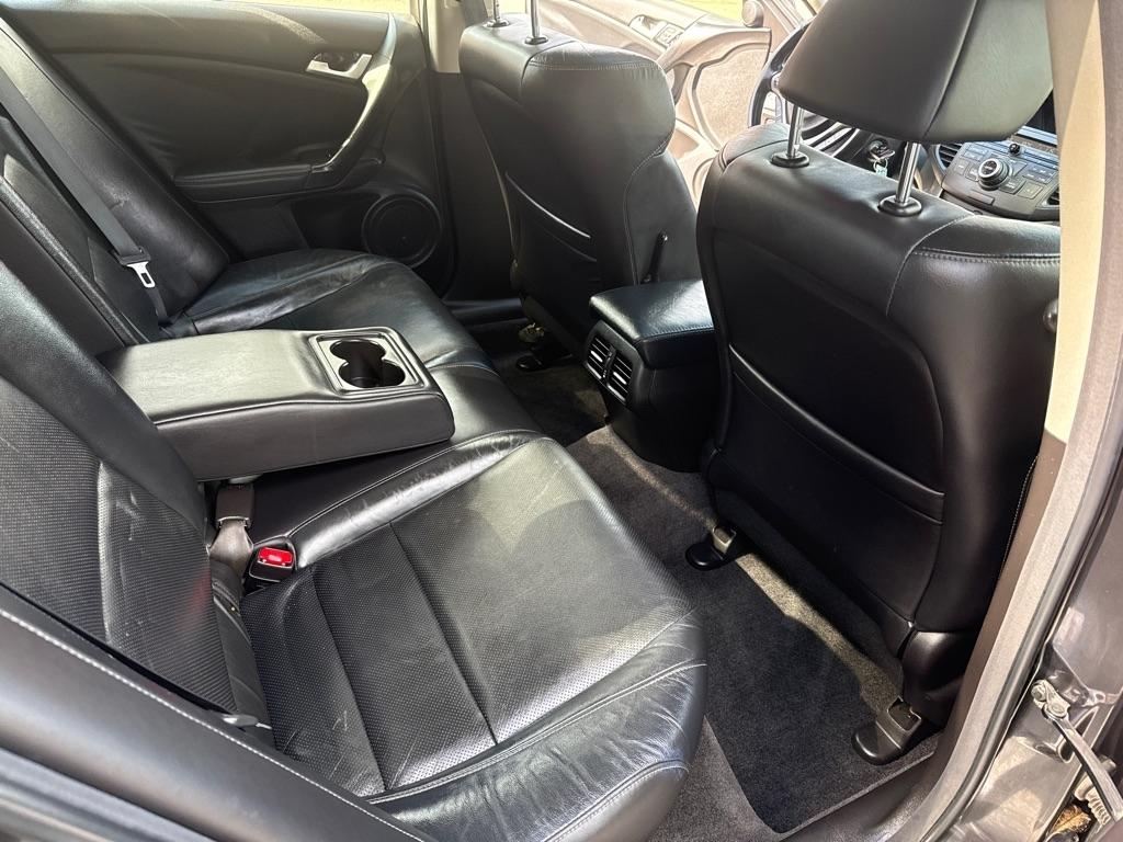 Acura TSX 5-speed AT 2012