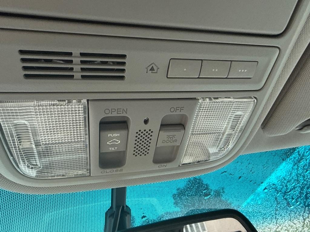 Honda Odyssey EX-L Auto 2012