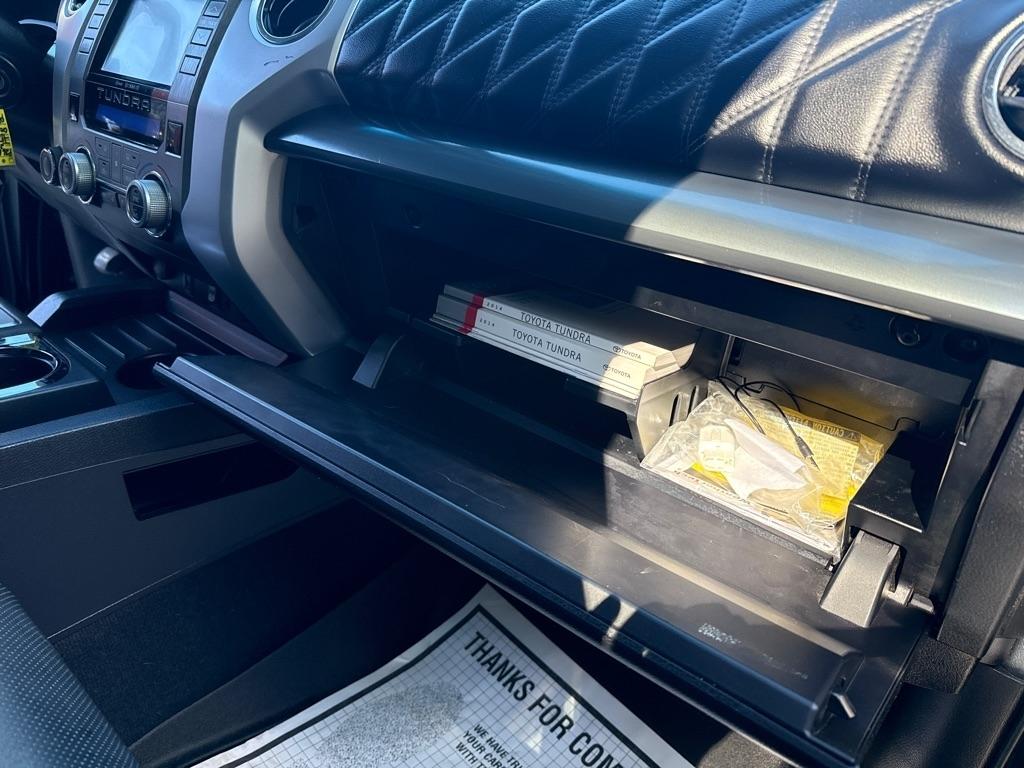 Toyota Tundra Platinum CrewMax 5.7L 4WD 2014
