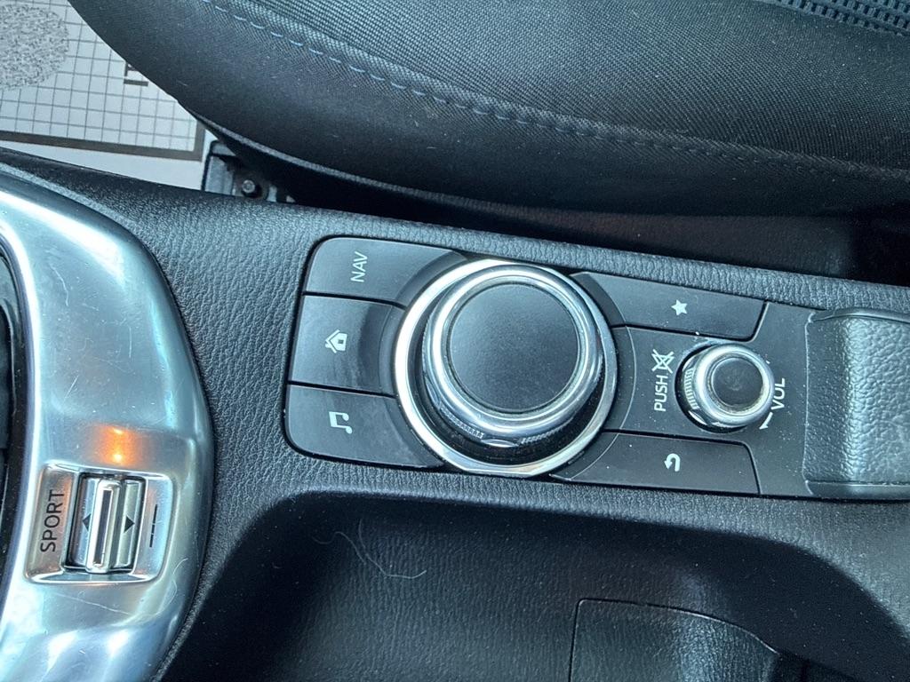 Scion iA 4dr Sdn Auto (Natl) 2016