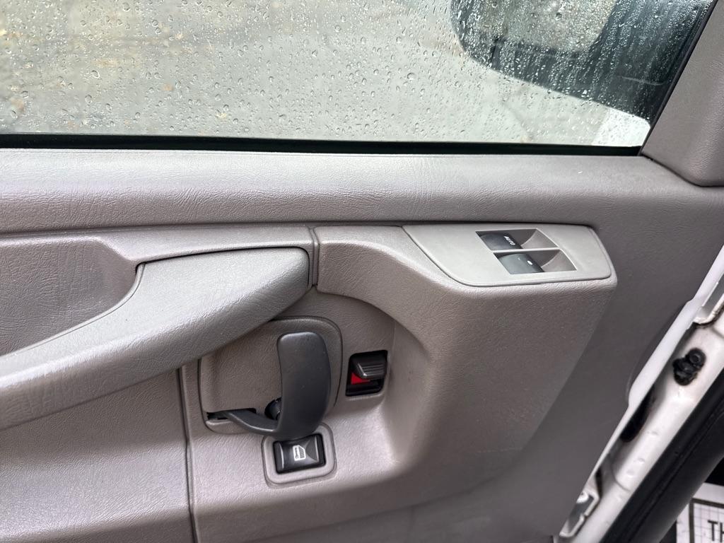 Chevrolet Express 2500 Cargo FFV 2015