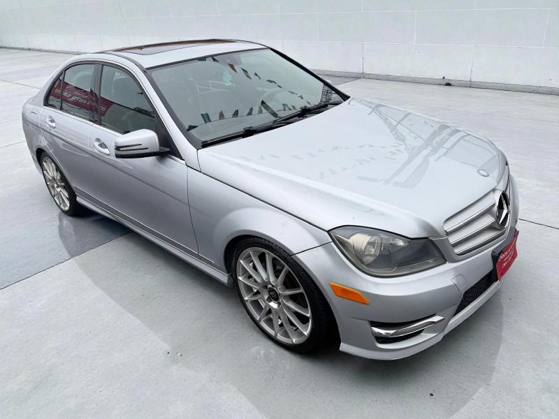 Mercedes-Benz C-Class C300 4MATIC Luxury Sedan 2012