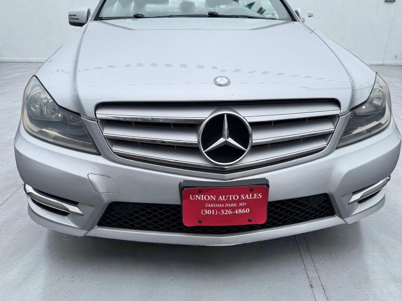Mercedes-Benz C-Class C300 4MATIC Luxury Sedan 2012