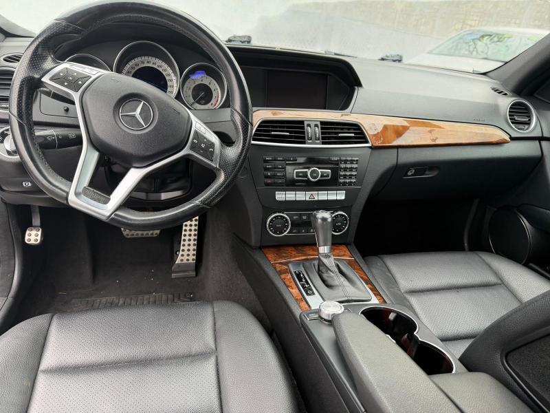 Mercedes-Benz C-Class C300 4MATIC Luxury Sedan 2012