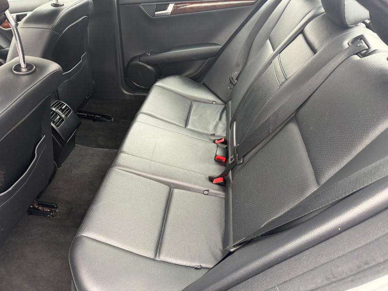 Mercedes-Benz C-Class C300 4MATIC Luxury Sedan 2012
