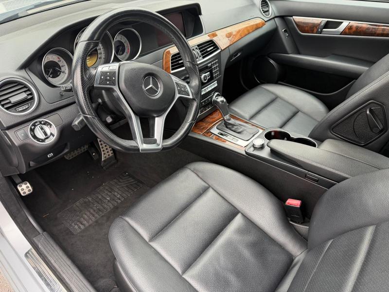 Mercedes-Benz C-Class C300 4MATIC Luxury Sedan 2012