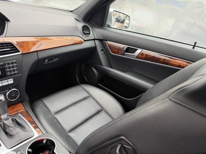 Mercedes-Benz C-Class C300 4MATIC Luxury Sedan 2012