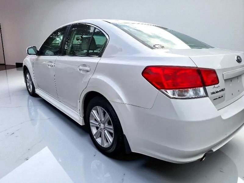 2011 Subaru Legacy I Premium