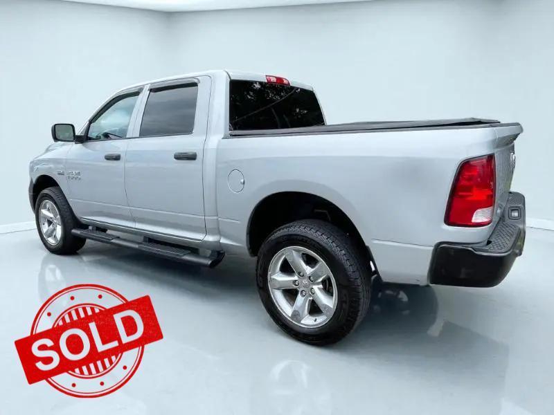 2016 RAM 1500 Tradesman Crew Cab SWB 4WD