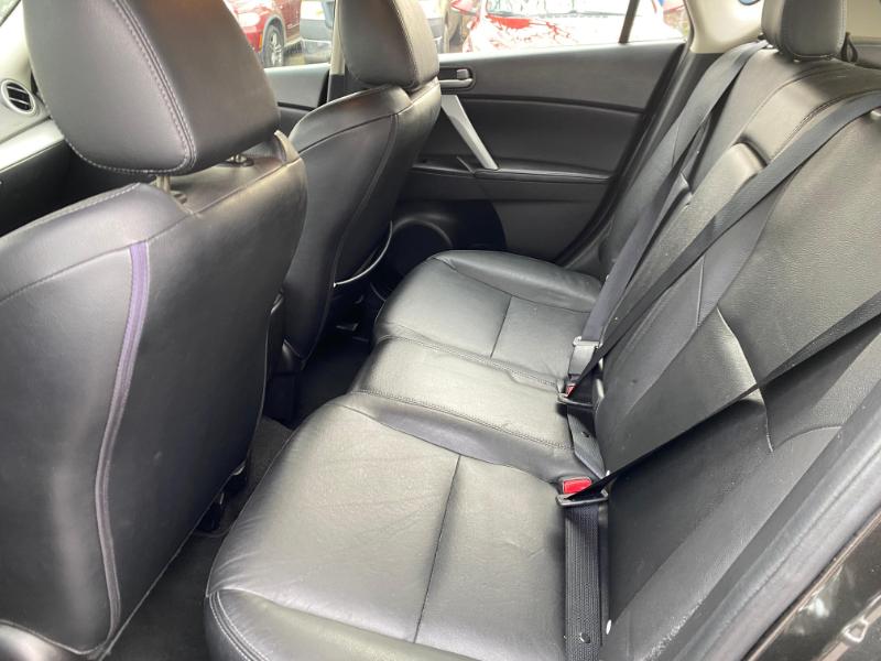 Mazda MAZDA3 I Grand Touring 5-Door 2012