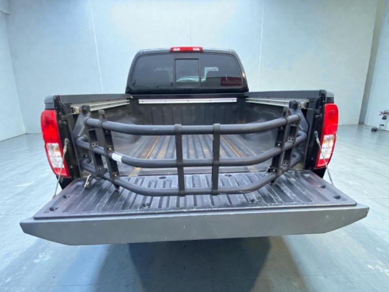 Nissan Frontier S Crew Cab 5AT 4WD 2015