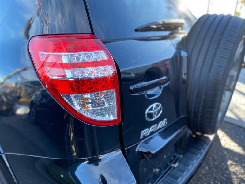 Toyota RAV4 Sport I4 4WD 2012