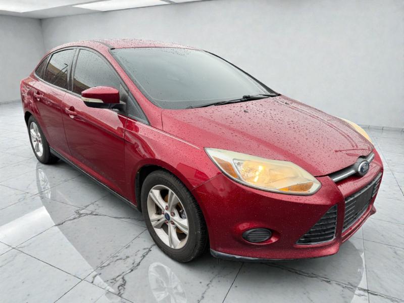 Ford Focus SE Sedan 2014