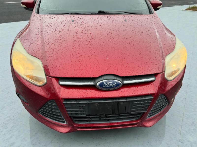 Ford Focus SE Sedan 2014