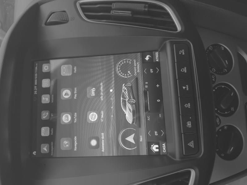 Ford Focus SE Sedan 2014