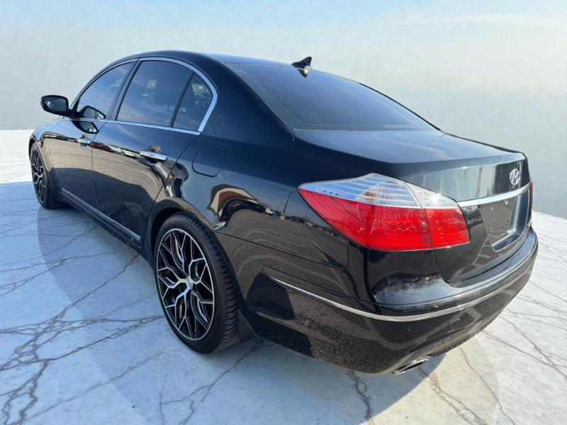 Hyundai Genesis 4.6L 2011