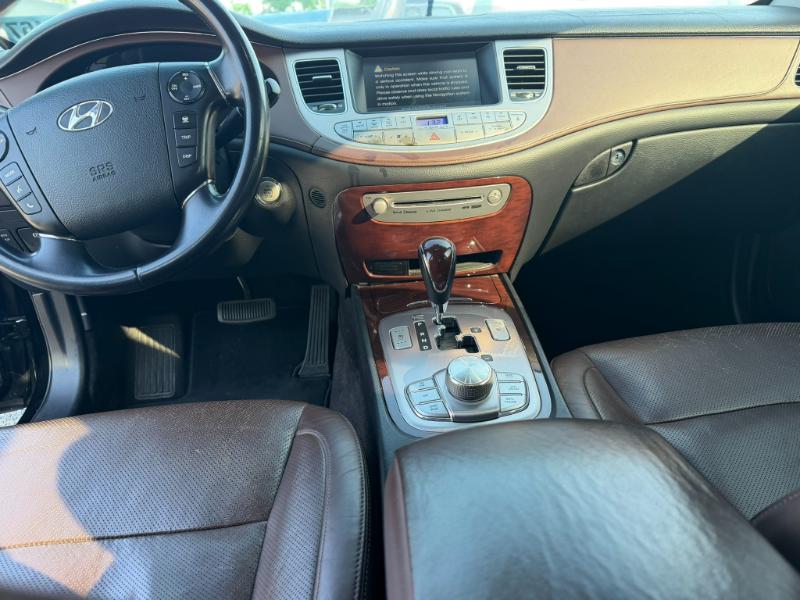 Hyundai Genesis 4.6L 2011