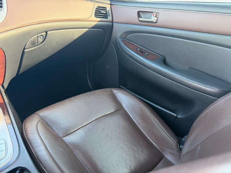 Hyundai Genesis 4.6L 2011