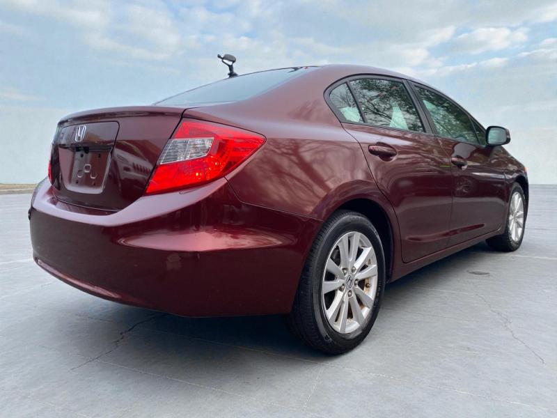 Honda Civic EX Sedan 5-Speed AT 2012