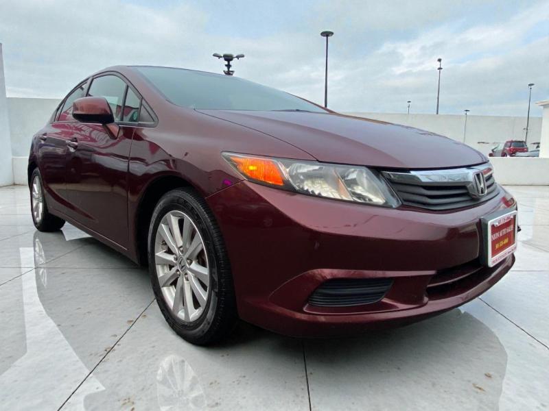 Honda Civic EX Sedan 5-Speed AT 2012