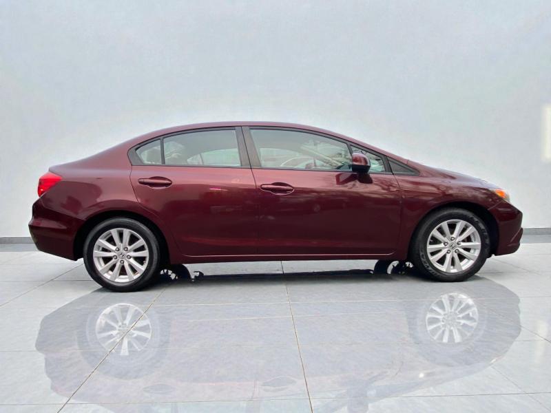 Honda Civic EX Sedan 5-Speed AT 2012