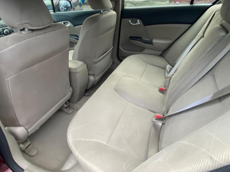 Honda Civic EX Sedan 5-Speed AT 2012