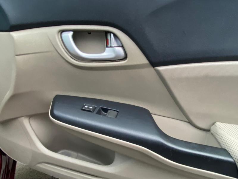 Honda Civic EX Sedan 5-Speed AT 2012