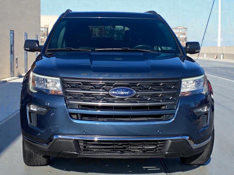 Ford Explorer XLT 4WD 2018