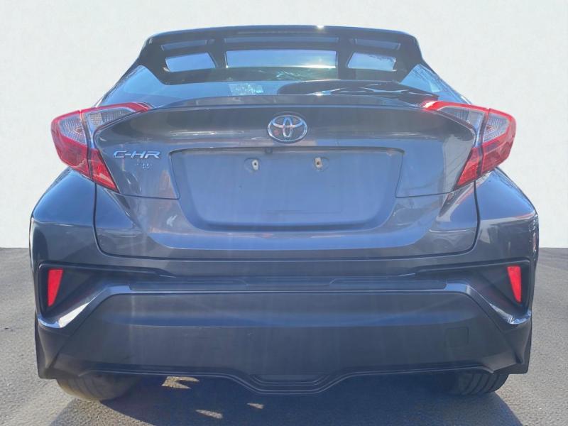 Toyota C-HR XLE 2018